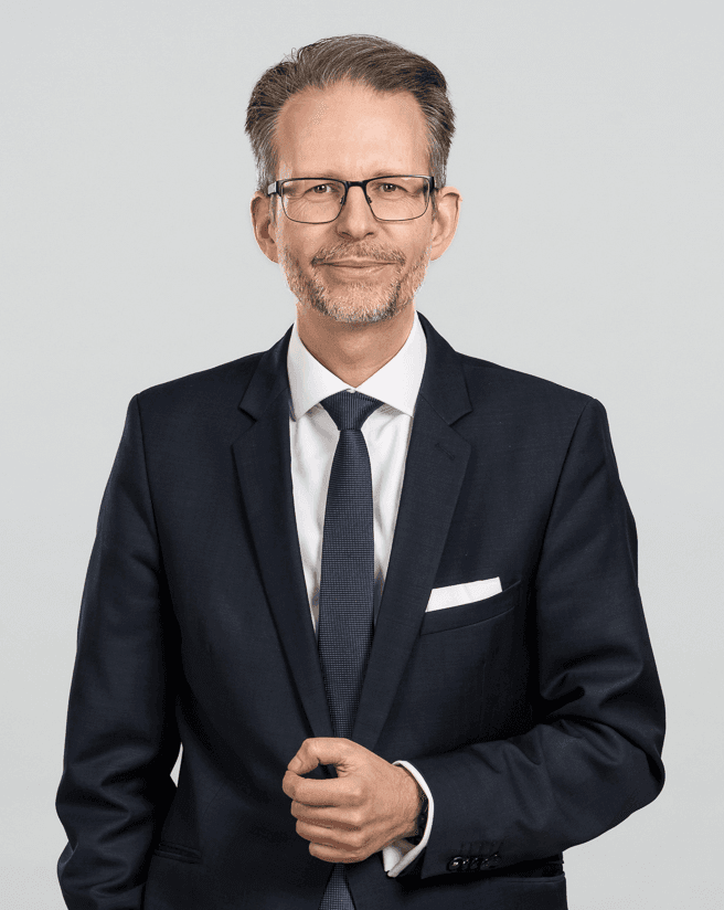 Foto von Alexander Hopff, Leiter Dienstleistungen Private Banking und Wealth Management bei der DekaBank.